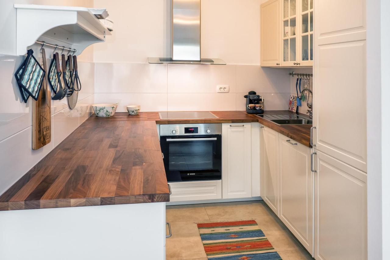 Sea View With Garden Apartment Joshua سبليت المظهر الخارجي الصورة